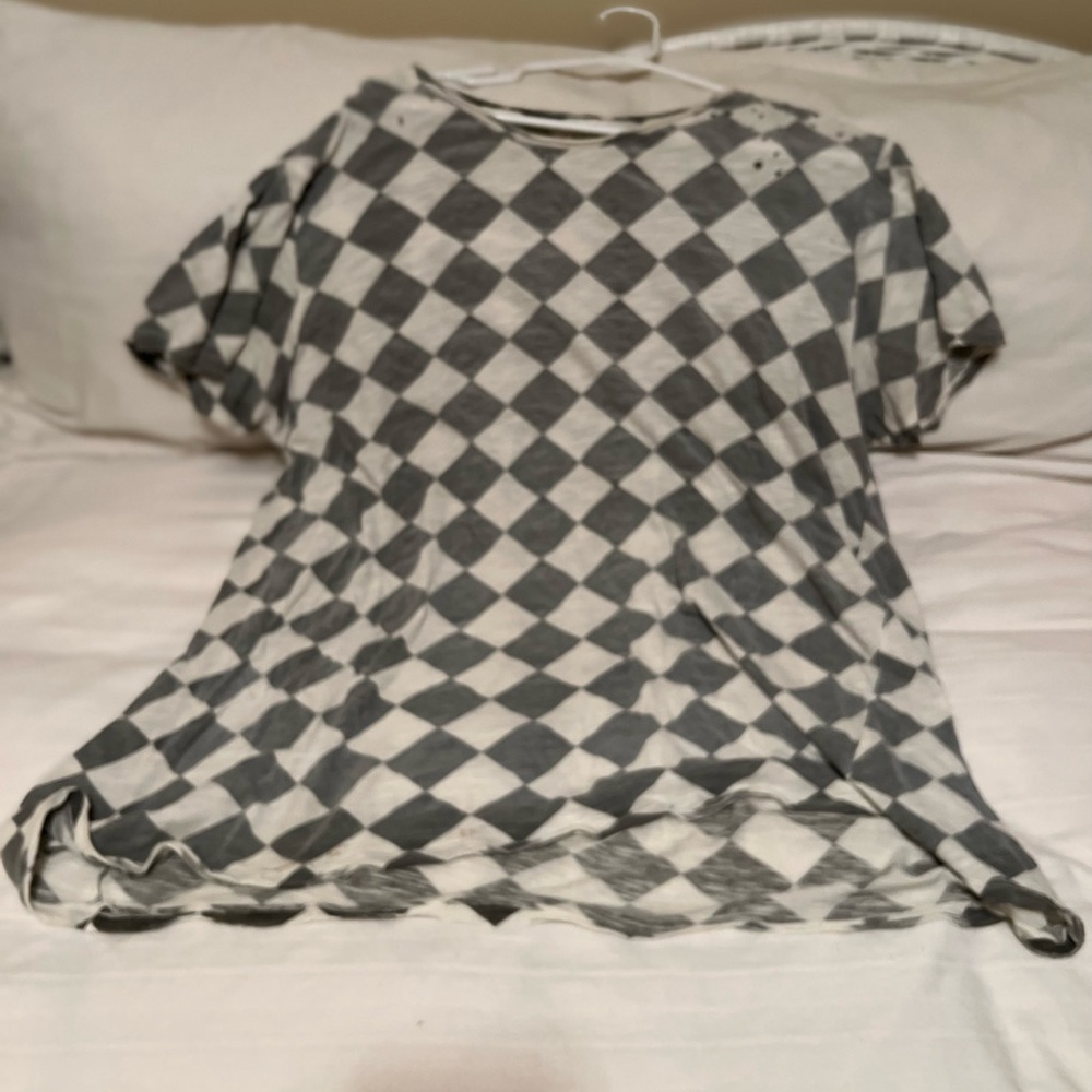 Magnolia Pearl Tee